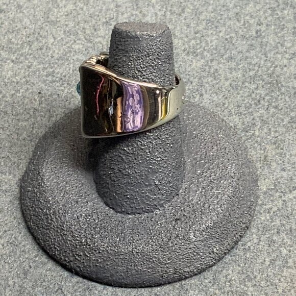 Guess Chunky Clip Cocktail Ring Size 7 As Is Blue Rhinestone Silver Bling Glam S - Picture 2 of 6